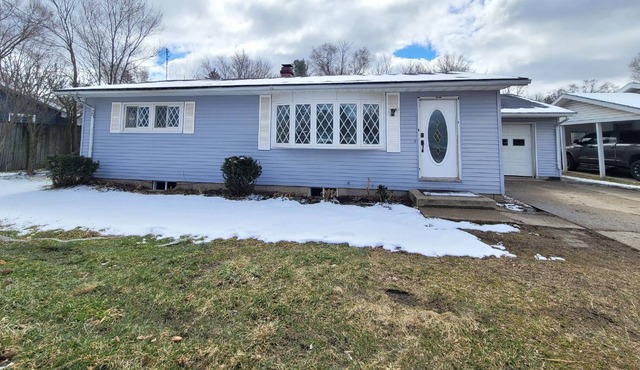 Family friendly, relaxing home just minutes from Elkhart's downtown attractions.
