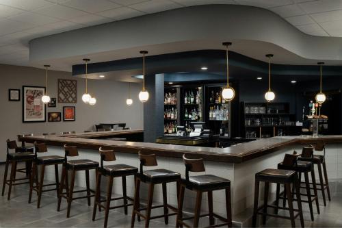 Four Points by Sheraton Milwaukee North Shore