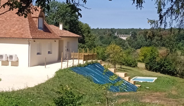 Gîte with swimming pool for 14 people in Périgord noir in Rouffignac-Saint-Cernin-de-Reilhac