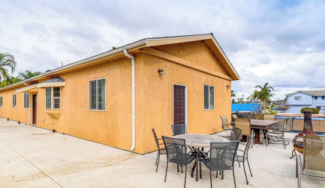 Game Room + Fire Pit: Quiet Family Home in Bonita in Bonita