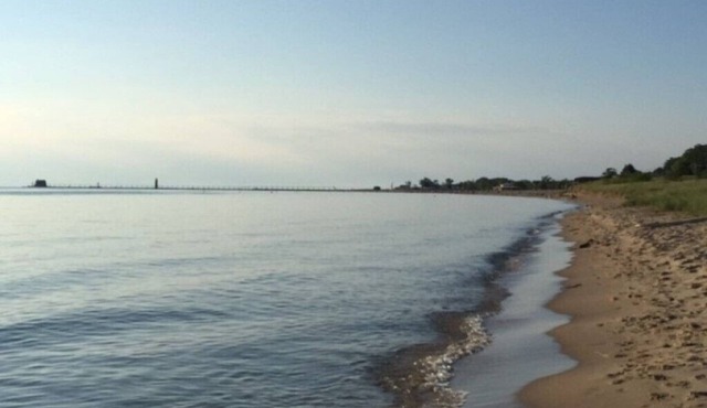 Grand Haven Beach Cottage#56 Best Location in Grand Haven.1/2 mile south of pier