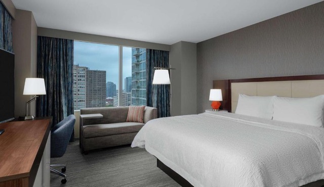 Hampton Inn Chicago McCormick Place