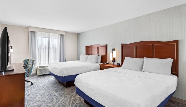 Hampton Inn DeKalb, IL