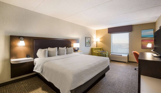 Hampton Inn McHenry