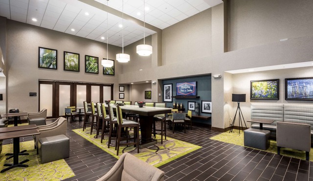 Hampton Inn & Suites Hammond