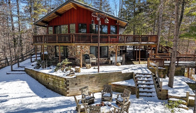 Hardwood Point Amazing 7-bedroom vacation compound in Silver Cliff with AC WiFi