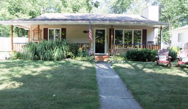 Hazel Street Beach Retreat