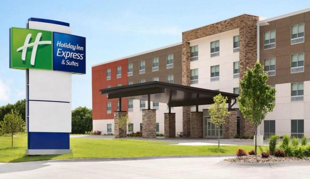 Holiday Inn Express & Suites Chicago - Matteson by IHG