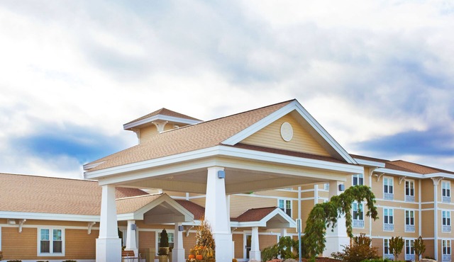 Holiday Inn Express Hotel & Suites Iron Mountain by IHG