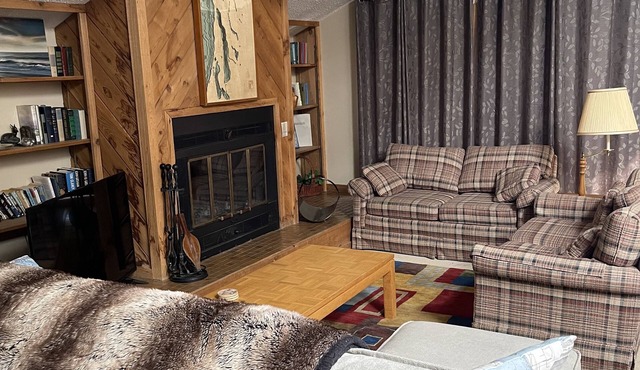 HUGE 2 Bedroom, 2 Bath Penthouse Condo at Schuss Mountain