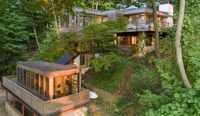 Huge Mid Century Beach Home w/Beach Access