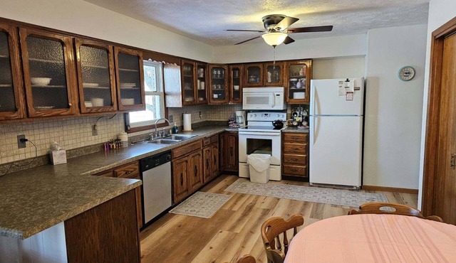 In the country, 16 min. drive from Purdue University Campus & West Lafayette, IN