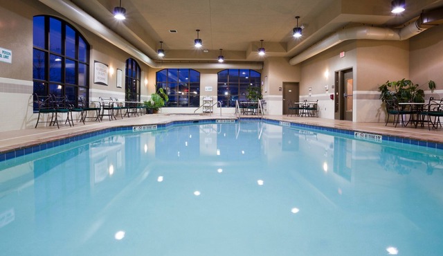 Indoor Pool + Hot Tub | Close to the Airport!