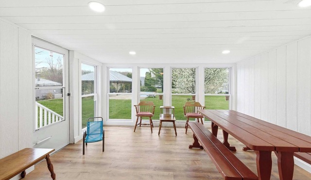 Juniper Presents: Chalet #39 Chalet Near Pool & Resort Amenities
