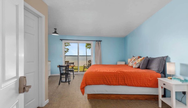 King suite with Lake View