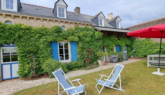 La Marelle - Chic, family-friendly village house with swimming pool