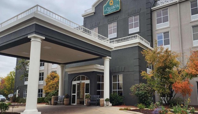 La Quinta by Wyndham Milwaukee SW New Berlin