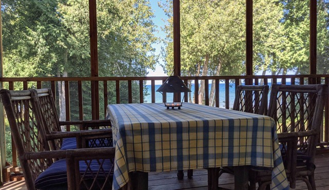 Lakefront Cottage
