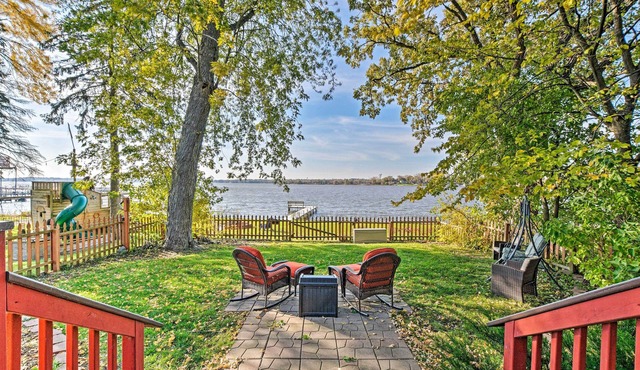 Lakefront Home w/Game Room, Theater & Dock!