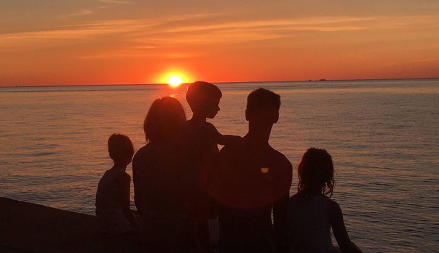 Lakefront Property + Beautiful Sunsets on Sand Point!