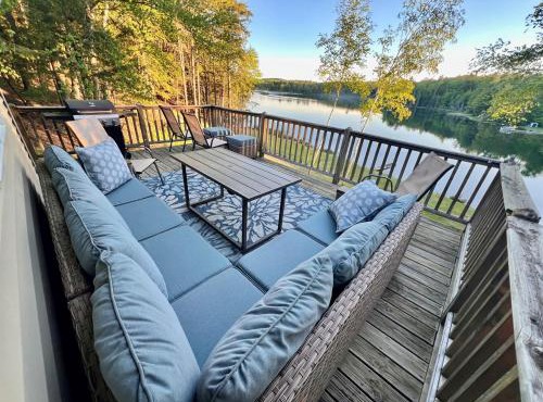 Lakehouse Near Pictured Rocks Sleeps 12, Kayaks & Game Room