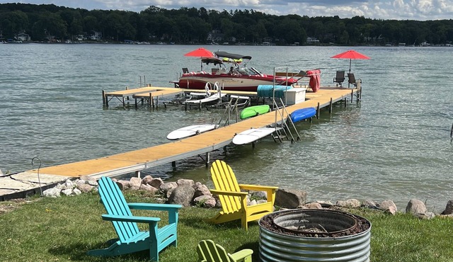 Lakeside Getaway on Lake Mary-Walk to Downtown Twin Lakes