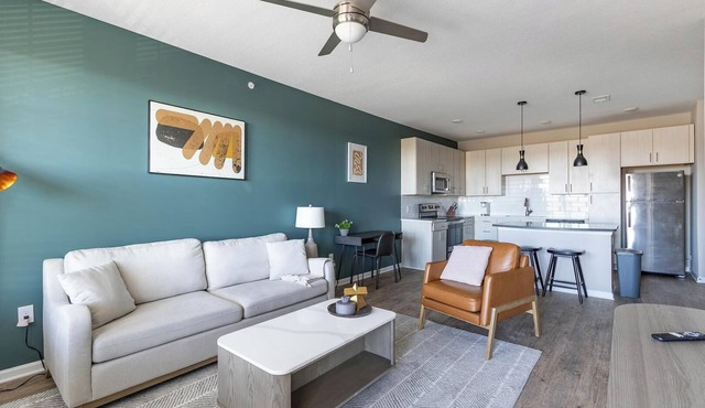 Landing | Modern 1BD, Yoga Studio, Gym