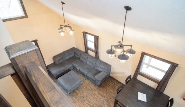Large Lofted Three Bedroom Villa w/3 Baths including a King Suite
