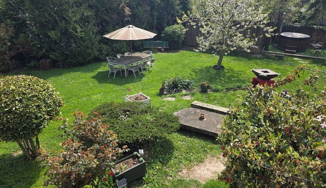 Le Loft de la Chaîne des Puys jardin, pétanque in Châtel-Guyon