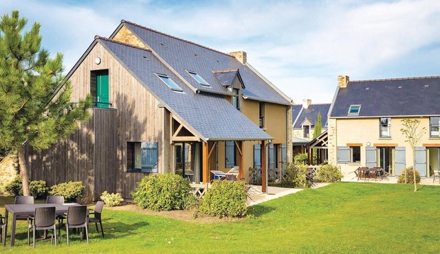 Les Hauts de la Houle in Cancale