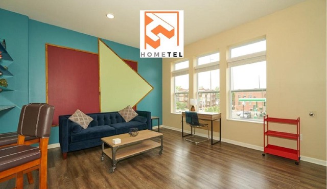 Lovely 1-Bedroom apartment w free parking garage