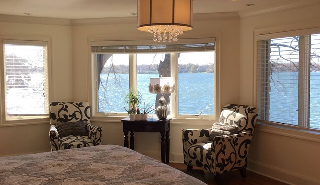 Luxury Home on Lake With Elevator! Walk To Downtown Oconomowoc Entertainment!