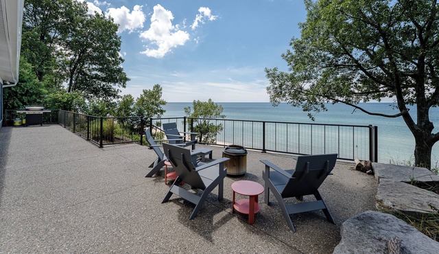 Luxury Lake Michigan Beach Cottage | Private Beach Access & Stunning Views