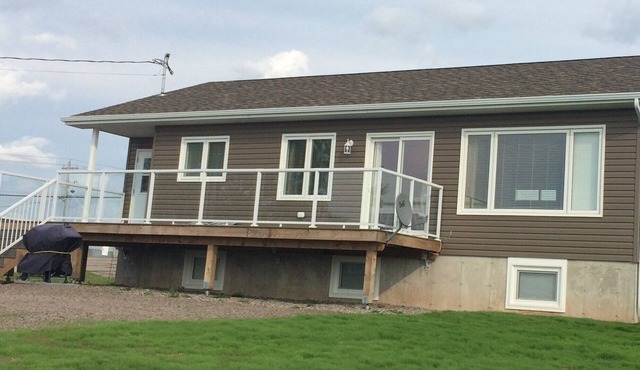 Main Floor (Unit 1) in House, Deck, Sunset, Water View (Cheticamp Harbour) in Chéticamp