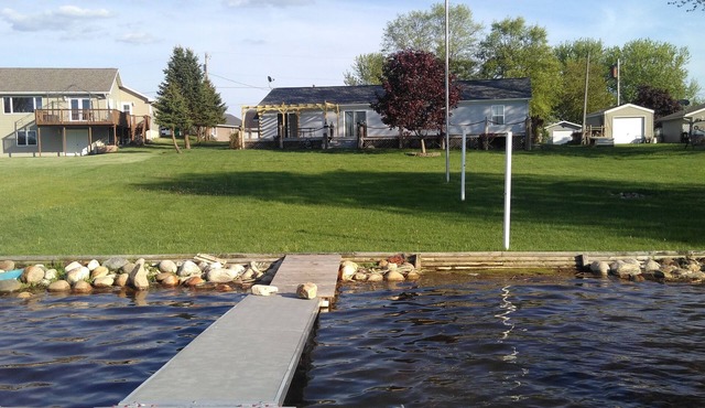 Marcellus Lake House on Saddlebag Lake