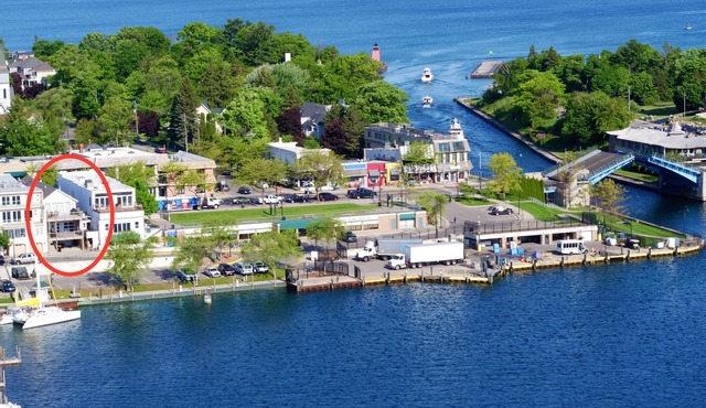 Marina Suite - Beautiful Downtown Charlevoix