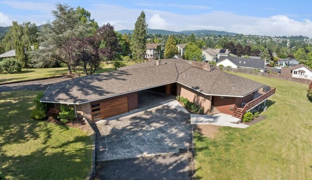Mid Century Sanctuary in Gresham
