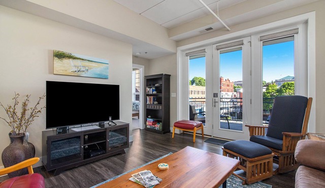 Modern Waterfront Condo at Edgewater