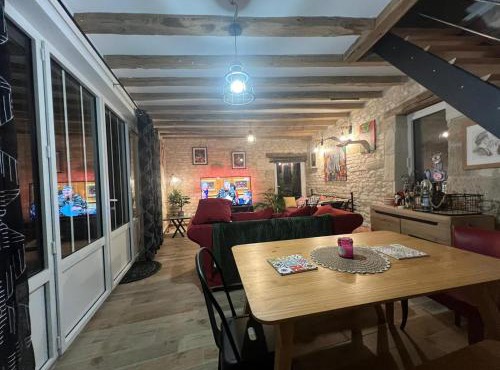 Moonlight cottage with spa saumur