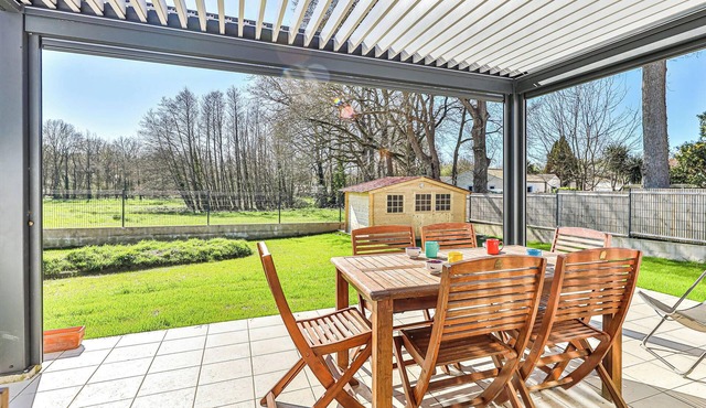 Nature escape – Family house with garden