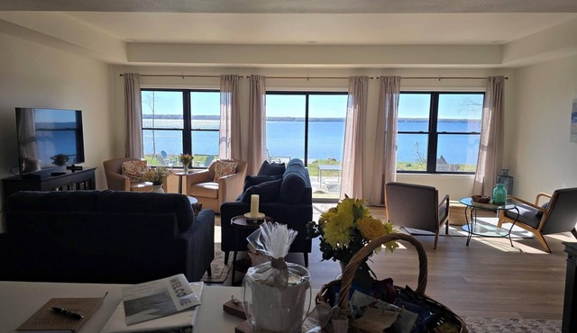 New Indian Lake Retreat – Spacious Comfort & Unforgettable Sunsets