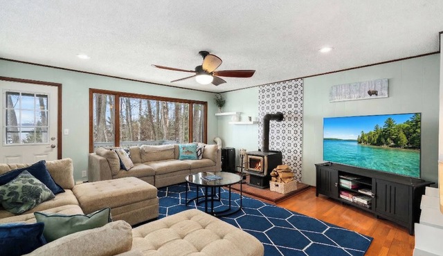 NEW! Peaceful Retreat Overlooking Burt Lake