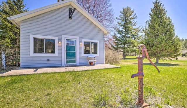 NEW! Renovated Kewadin Schoolhouse < 1 Mi to Lake!