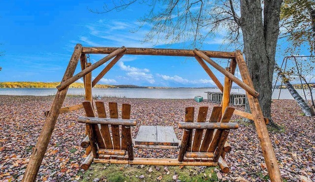 Newly remodeled lake house with amazing views, dock, firepit & vibrant interior