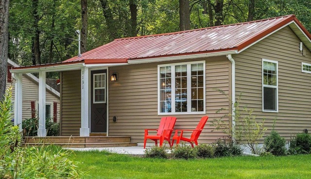 Newly Renovated Cottage on Wolf Lake