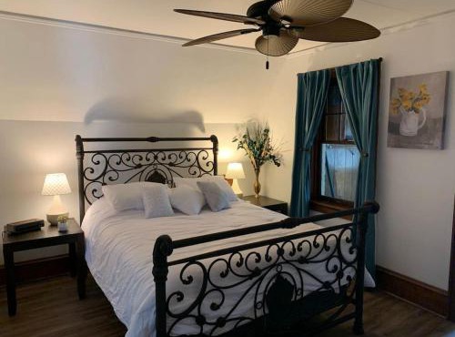 Nice 1 BR Apt, WIFI & Office, Near State Fair