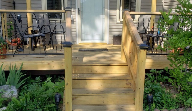 Nice large getaway home in Benton Harbor