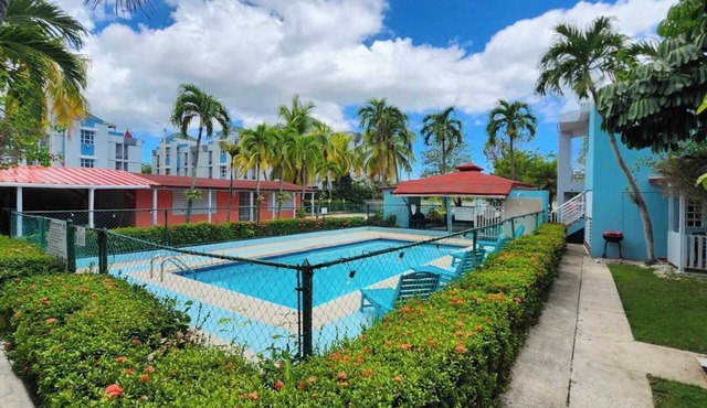 Ocean-Side Multi-Unit House w/Pool & Beach Access in Boquerón