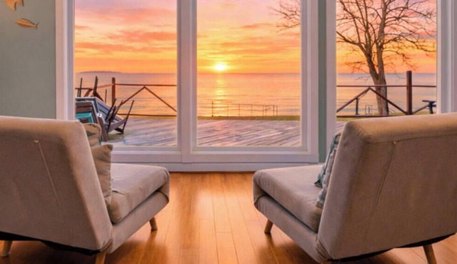Panoramic Water Views