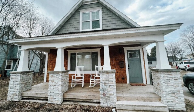 Park St. Retreat: Quaint 3BR Home Near Marquette, Waterfalls, Trails & Hot Tub